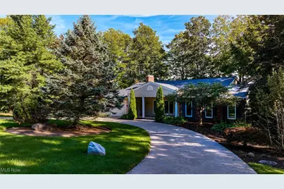 8819 Tanglewood Trail, Chagrin Falls, OH 44023 - Photo 1