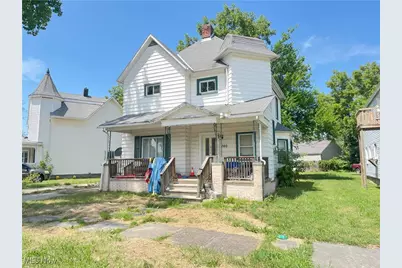 760 W 9th Street, Lorain, OH 44052 - Photo 1