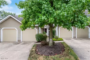 2418 Wrens Dr S, Stow, OH 44224 - Photo 1