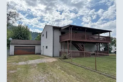 209 S Chester Street, New Cumberland, WV 26047 - Photo 1