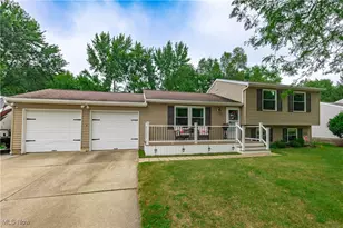 4301 Elmhurst Dr, Stow, OH 44224 - Photo 1