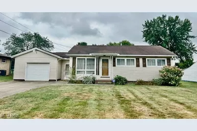 1815 Carlene Avenue SW, Massillon, OH 44647 - Photo 1