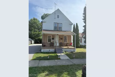 21070 N Vine Avenue, Euclid, OH 44119 - Photo 1