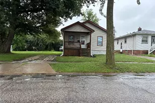 11917 Guardian Blvd, Loveland, OH 44135 - Photo 1