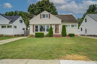 572 E 315th Street, Willowick, OH 44095 - Photo 1