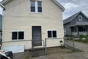 3207 W 44th St, Loveland, OH 44109 - Photo 1