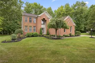 9545 Windsor Way, Twinsburg, OH 44087 - Photo 1