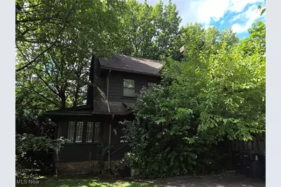 2967 Meadowbrook Boulevard, Cleveland Heights, OH 44118 - Photo 1