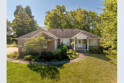 5226 Ashmont Avenue SW, Canton, OH 44706 - Photo 1