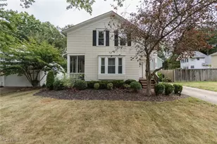 525 Royal Ave, Akron, OH 44303 - Photo 1