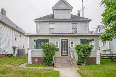 807 Troy Place NW, Canton, OH 44703 - Photo 1