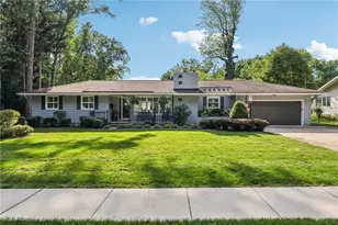 3054 Englewood Dr, Stow, OH 44224 - Photo 1