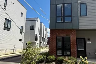 2061 W 20th St, Loveland, OH 44113 - Photo 1