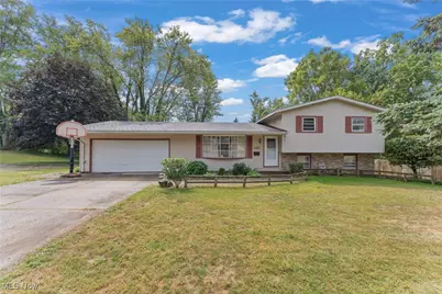 365 Hamilton Avenue NE, Massillon, OH 44646 - Photo 1