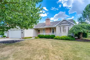 1960 Summerchase Rd NE, Canton, OH 44721 - Photo 1