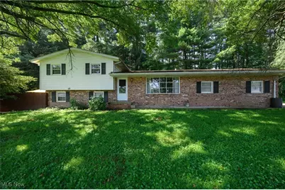 3030 55th Street NE, Canton, OH 44721 - Photo 1