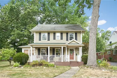 2136 17th Street, Cuyahoga Falls, OH 44223 - Photo 1
