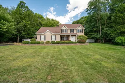 899 Upton Road, Youngstown, OH 44509 - Photo 1