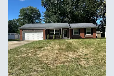 4079 Greenmont Drive SE, Warren, OH 44484 - Photo 1