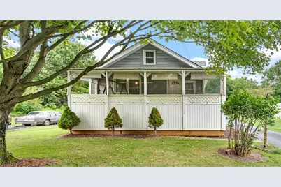 5202 Center Road, Lowellville, OH 44436 - Photo 1