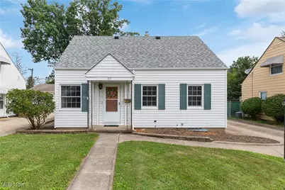 317 Van Buren Avenue, Cuyahoga Falls, OH 44221 - Photo 1