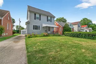 8910 McCracken Blvd, Loveland, OH 44125 - Photo 1