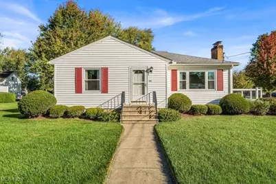 513 E Herrick Avenue, Wellington, OH 44090 - Photo 1