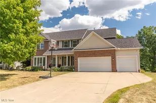 6296 Margate Cir NW, Canton, OH 44718 - Photo 1