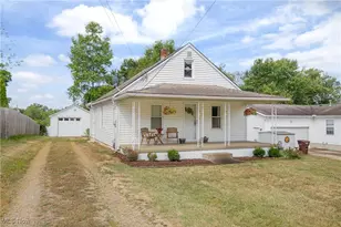 496 James Ave, Akron, OH 44312 - Photo 1