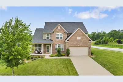 2979 Cloverhurst Street NE, Canton, OH 44721 - Photo 1