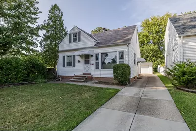 24731 Farringdon Avenue, Euclid, OH 44123 - Photo 1