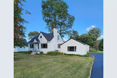 4959 Hudson Drive, Stow, OH 44224 - Photo 1