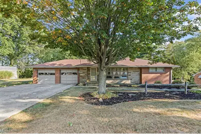 277 W Carol Street, Alliance, OH 44601 - Photo 1