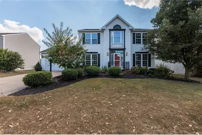 525 Rockglen Drive, Wadsworth, OH 44281 - Photo 1