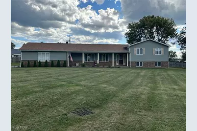 464 Coventry Circle, Zanesville, OH 43701 - Photo 1