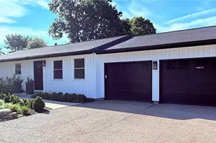 1090 Fairview Rd, Zanesville, OH 43701 - Photo 1