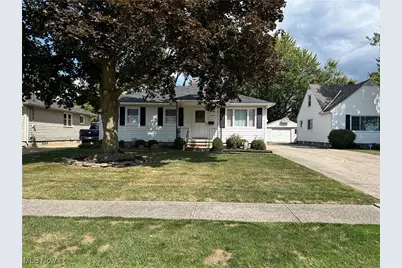 1240 W 27th Place, Lorain, OH 44052 - Photo 1