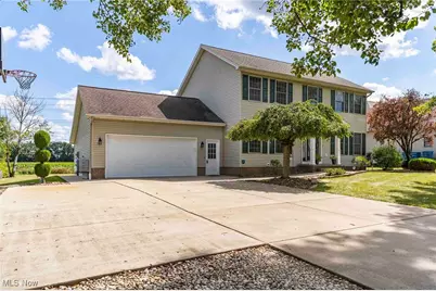 2719 Virginia Avenue SW, Warren, OH 44481 - Photo 1