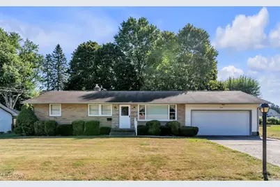 324 Cedar Street N, East Canton, OH 44730 - Photo 1