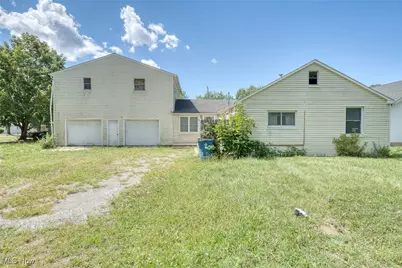 4346 Pearl Avenue, Lorain, OH 44055 - Photo 1