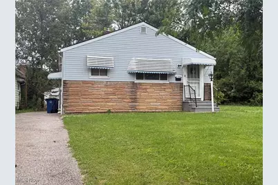 16813 Lipton Avenue, Loveland, OH 44128 - Photo 1