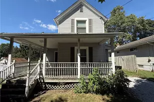 1021 Perry Ave, Barberton, OH 44203 - Photo 1