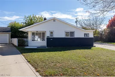 4321 W 181st Street, Loveland, OH 44135 - Photo 1