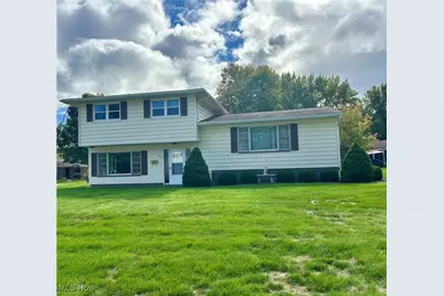 857 Maple Ridge Drive, Boardman, OH 44512 - Photo 1