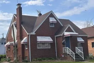 18702 Arrowhead Ave, Loveland, OH 44119 - Photo 1