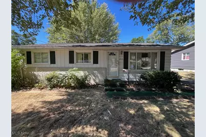 1314 Bel Air Drive NW, Canton, OH 44720 - Photo 1