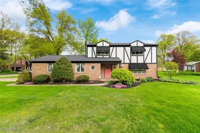 2410 Tanglewood Drive NE, Massillon, OH 44646 - Photo 1