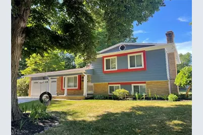 470 Sandhurst Road, Akron, OH 44333 - Photo 1