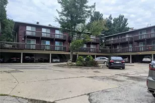 2550 Chamberlain Rd, Akron, OH 44333 - Photo 1