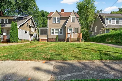 955 Montford Road, Cleveland Heights, OH 44121 - Photo 1